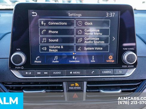 Used 2025 Nissan Altima 2.5 SV image 34