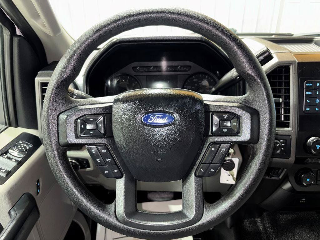 Used 2020 Ford F250 XL w/ Power Equipment Group AWD/4WD image 18