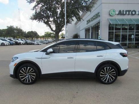 Used 2024 Volkswagen ID.4 S image 14