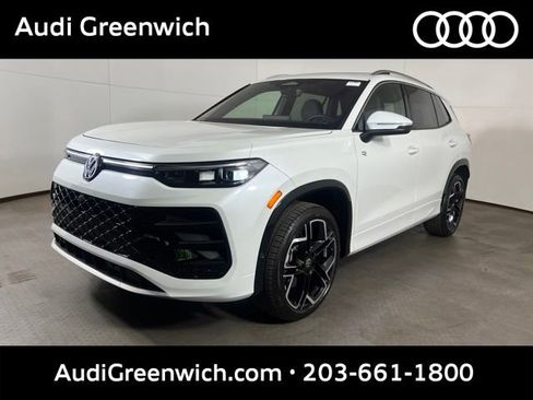 Used 2025 Volkswagen Tiguan SEL R-Line AWD/4WD image 3