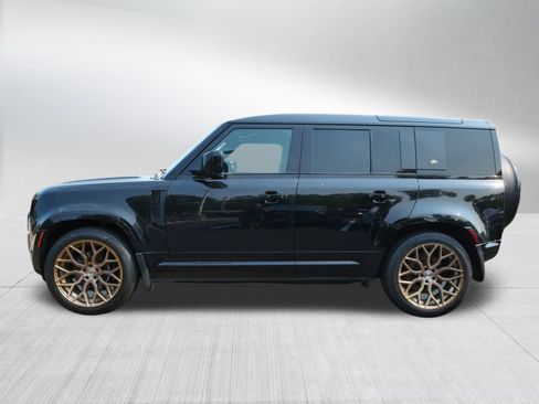 Certified 2023 Land Rover Defender 110 V8 AWD/4WD image 2