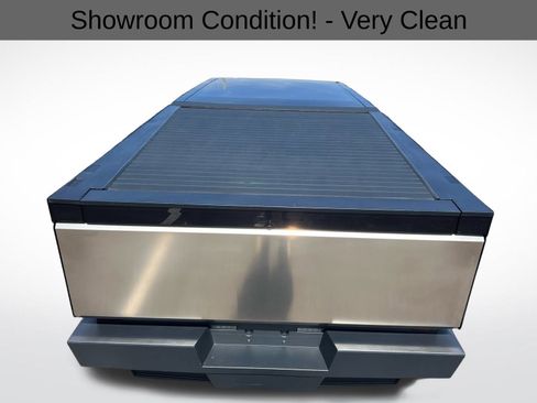 Used 2024 Tesla Cybertruck AWD Crew Cab image 12