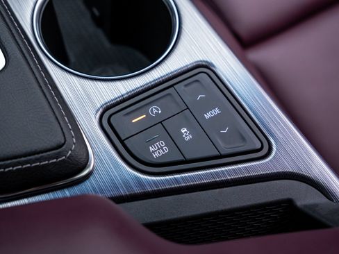 Certified 2026 Cadillac CT4 Sport AWD/4WD image 31