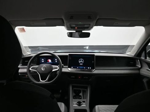 Used 2025 Volkswagen Tiguan S AWD/4WD image 24