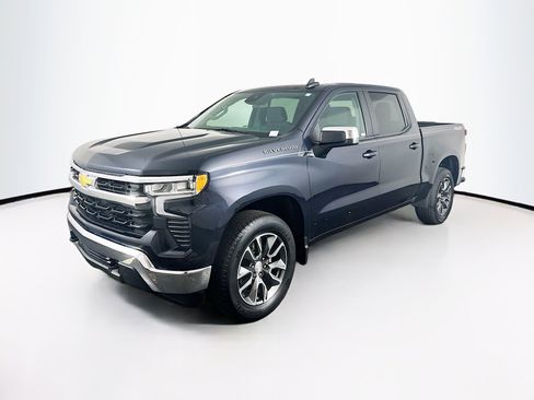 Used 2022 Chevrolet Silverado 1500 LT image 3