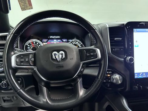 Used 2023 RAM 1500 Laramie AWD/4WD image 11