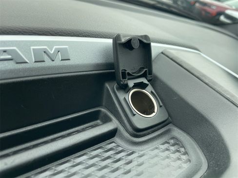 Used 2019 RAM 1500 Big Horn image 25