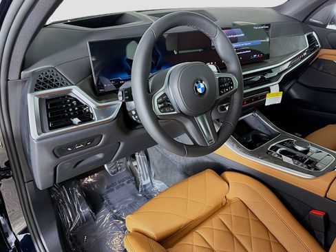 Used 2026 BMW X5 sDrive40i w/ M Sport Package RWD image 9