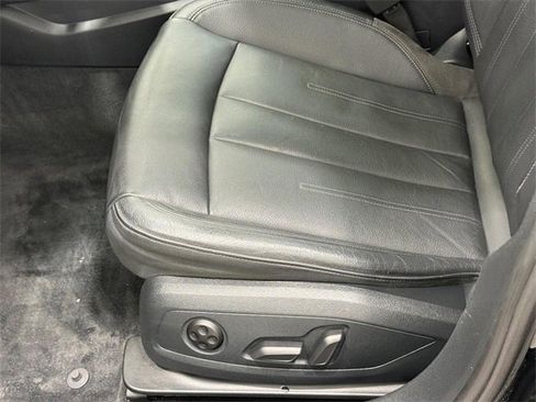 Used 2017 Audi A4 2.0T Premium w/ Convenience Package image 21