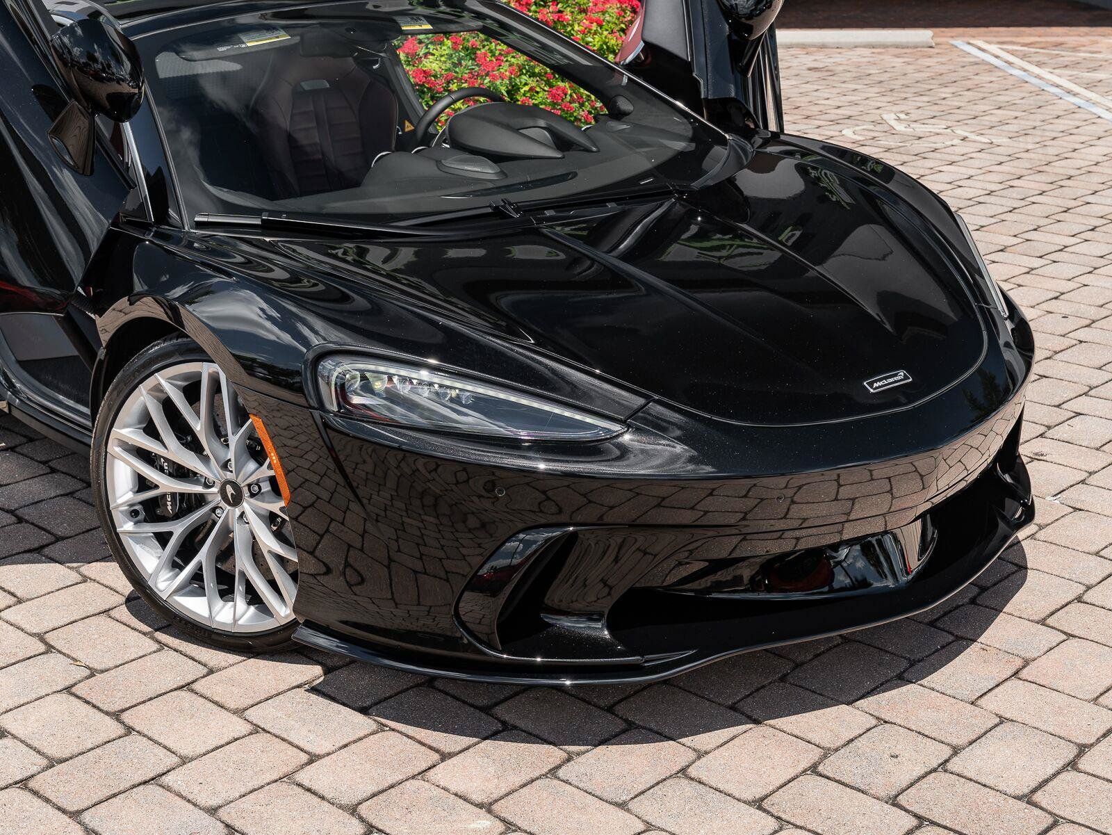 Used 2025 McLaren GTS RWD image 7