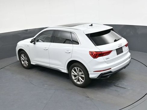 Used 2022 Audi Q3 2.0T Premium Plus w/ Premium Plus Package image 24