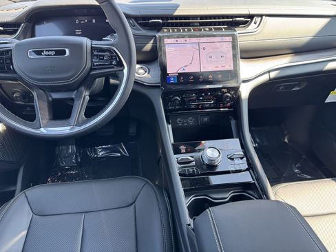 New 2025 Jeep Grand Cherokee L Overland w/ Trailer Tow Package image 12