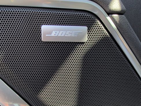 Used 2025 GMC Sierra 1500 Elevation w/ Elevation Premium Package AWD/4WD image 18