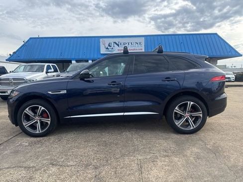 Used 2017 Jaguar F-PACE S image 8