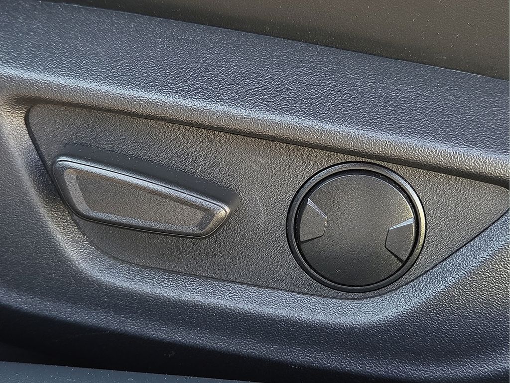 Used 2024 Ford Mustang Dark Horse RWD image 15