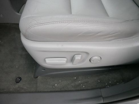 Used 2016 Toyota Sienna XLE image 20