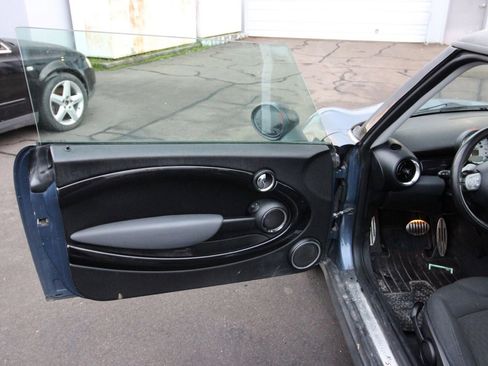 Used 2010 MINI Cooper S image 9