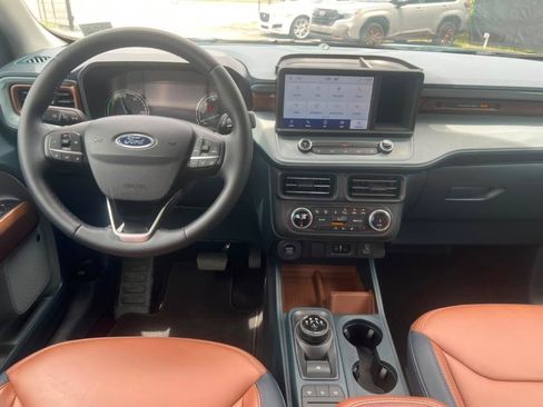 Used 2023 Ford Maverick Lariat w/ Lariat Luxury Package FWD image 14