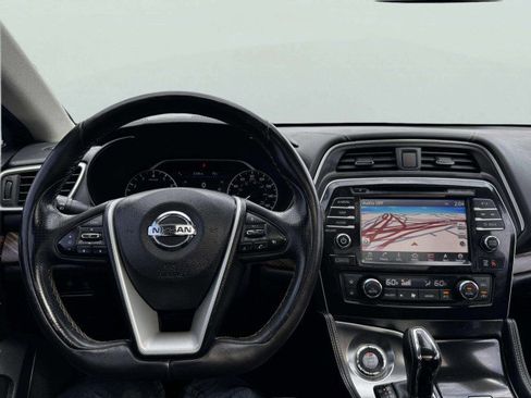 Used 2017 Nissan Maxima Platinum image 28