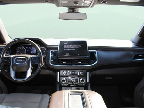 Used 2021 GMC Yukon SLT image 21