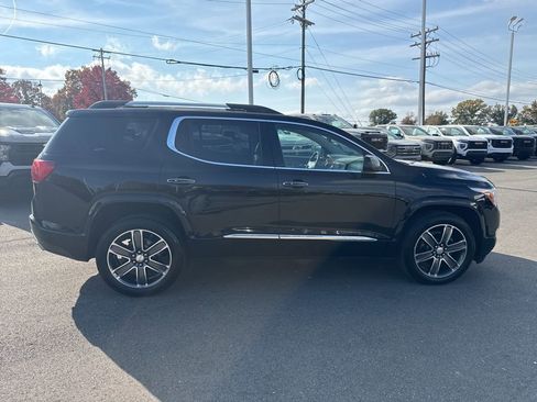 Used 2019 GMC Acadia Denali w/ LPO, Floor Liner Package image 6