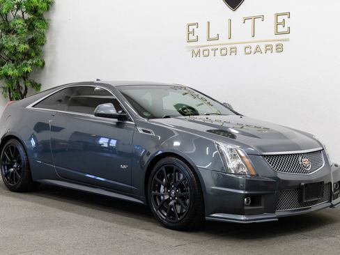 Used 2011 Cadillac CTS V w/ Wood Trim Package RWD image 9