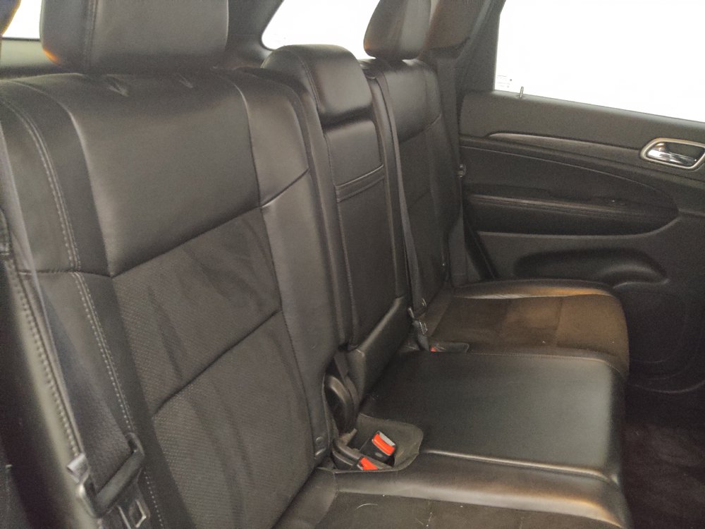 Used 2018 Jeep Grand Cherokee Altitude AWD/4WD image 19