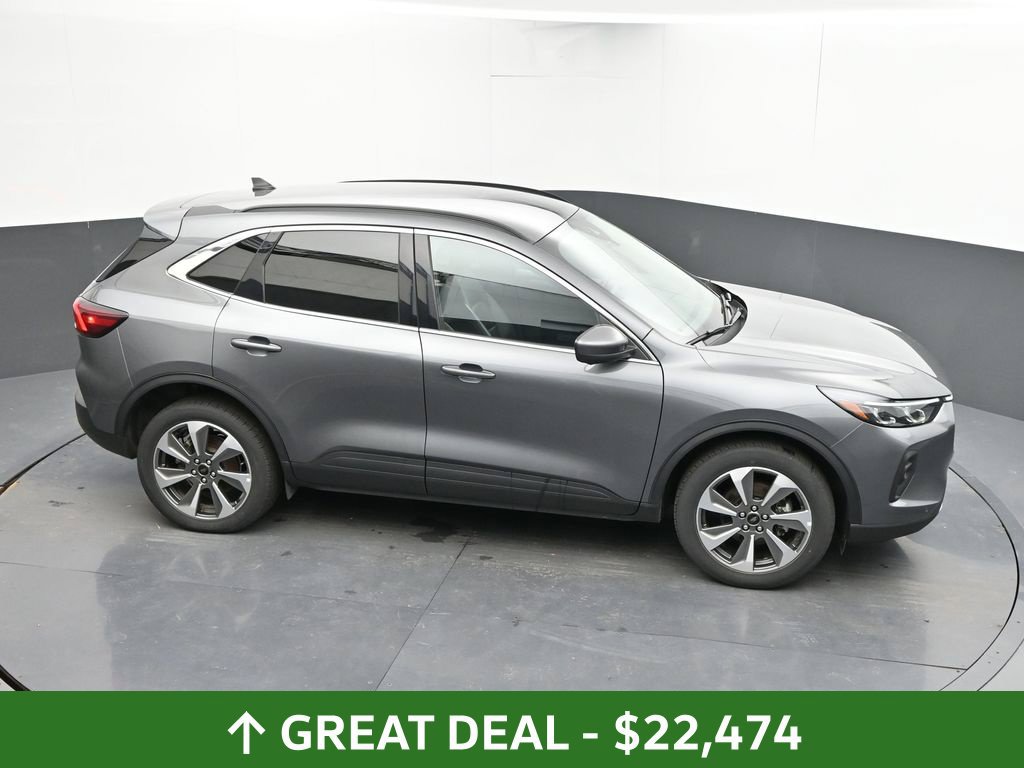 Used 2024 Ford Escape Platinum AWD/4WD image 17