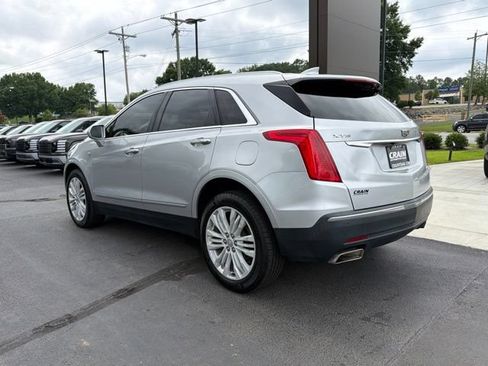 Used 2018 Cadillac XT5 Premium Luxury FWD image 6