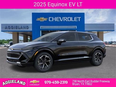 New 2025 Chevrolet Equinox EV LT w/ Comfort Package image 2