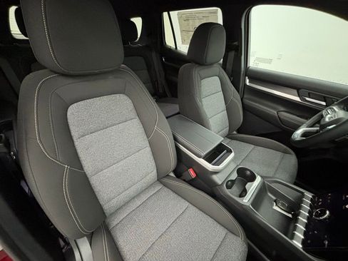 New 2026 GMC Terrain Elevation image 32