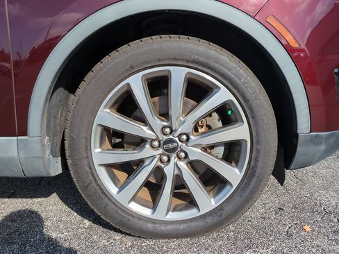 Used 2019 Lincoln Nautilus Select image 11