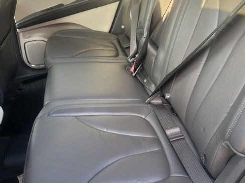 Used 2019 Lincoln Nautilus Select image 7