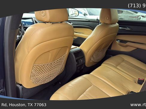 Used 2014 Cadillac SRX Luxury w/ Driver Awareness Package image 24