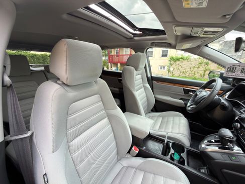 Used 2019 Honda CR-V EX image 31