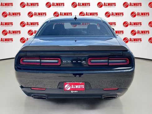 Used 2018 Dodge Challenger SXT w/ Blacktop Package RWD image 7