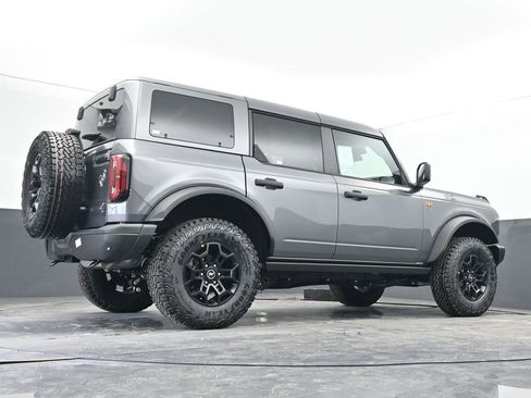 New 2026 Ford Bronco Badlands image 50