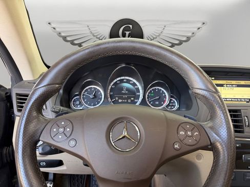 Used 2010 Mercedes-Benz E 550 Coupe image 18