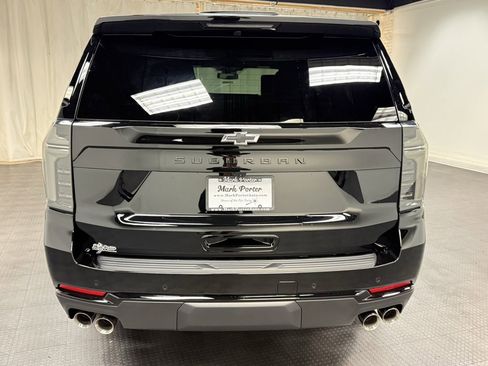 New 2026 Chevrolet Suburban Z71 image 4