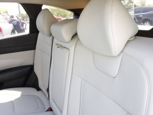 New 2025 Hyundai Tucson SEL image 17