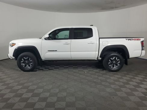 Used 2021 Toyota Tacoma TRD Off-Road image 7
