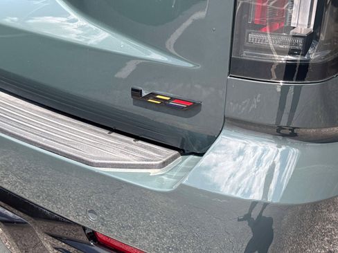 Used 2026 Cadillac Escalade V w/ LPO, ONYX Package image 19