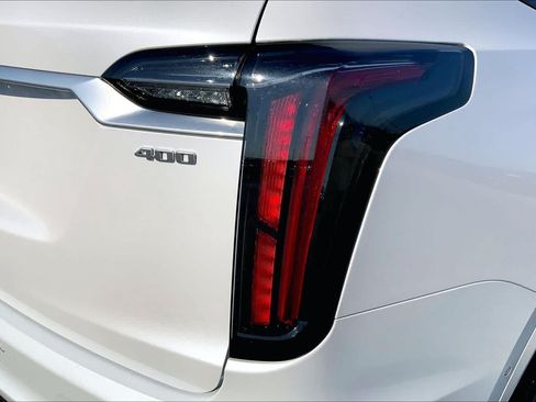 Used 2025 Cadillac XT6 Sport w/ Technology Package AWD/4WD image 30