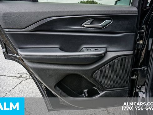 Used 2025 Jeep Grand Cherokee Altitude AWD/4WD image 57