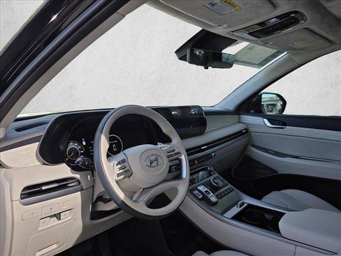 Used 2025 Hyundai Palisade Calligraphy image 13