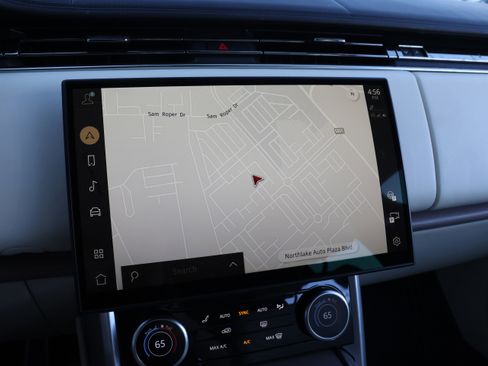 Used 2023 Land Rover Range Rover First Edition image 21