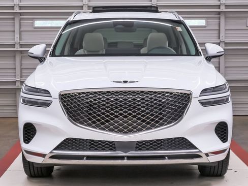 Certified 2024 Genesis GV70 2.5T w/ Select Package AWD/4WD image 4