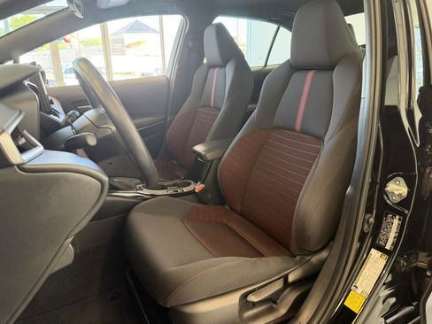 Used 2023 Toyota Corolla SE w/ Carpet Mat Package (TMS) FWD image 26