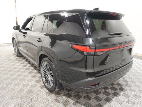 Used 2024 Lexus TX 350 AWD image 2