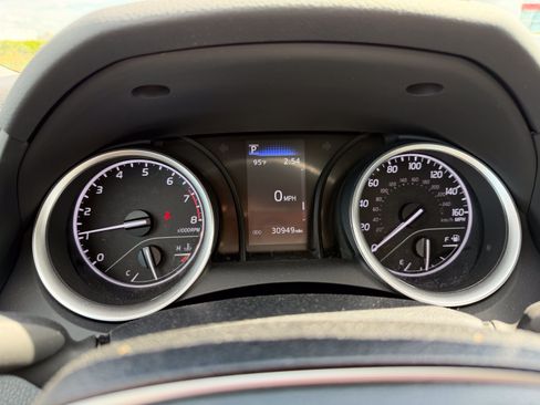 Used 2023 Toyota Camry LE FWD image 15